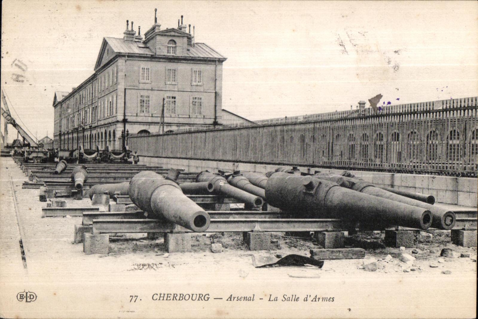 CPA Cherbourg Arsenal La Salle d Armes
