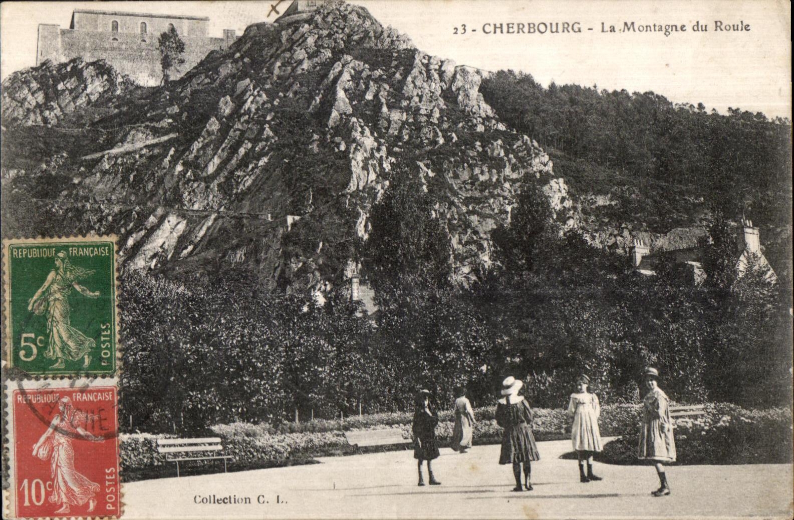 CPA Cherbourg La Montagne du Roule Enfants 