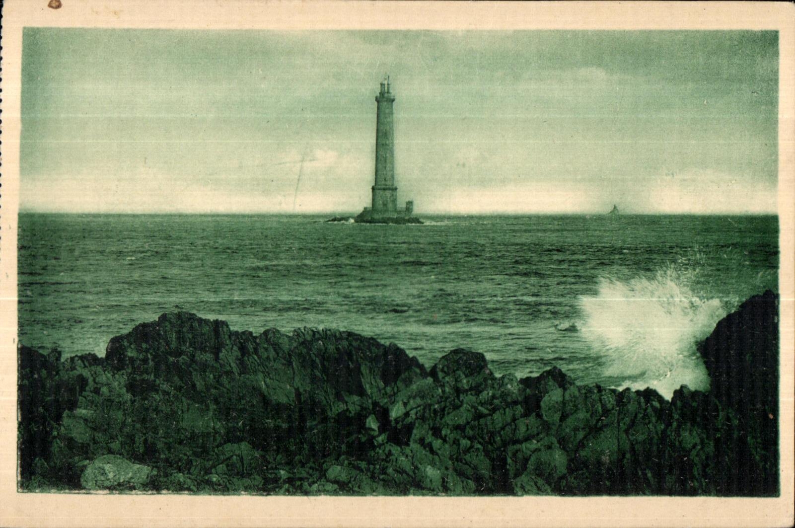 CPA Cherbourg Enrirons de Le Phare de Goury Hauleur metres Portee Milles Lighthouse 