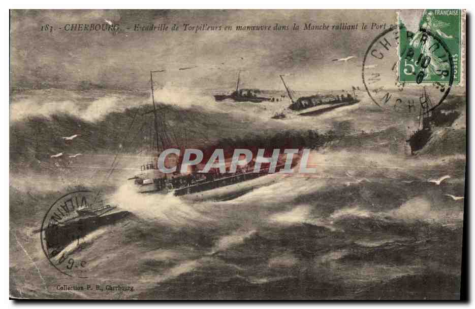 CPA Cherbourg Escadrille de Torpileurs en Manoeuvre dans la Manche raliant le Port Militaria 