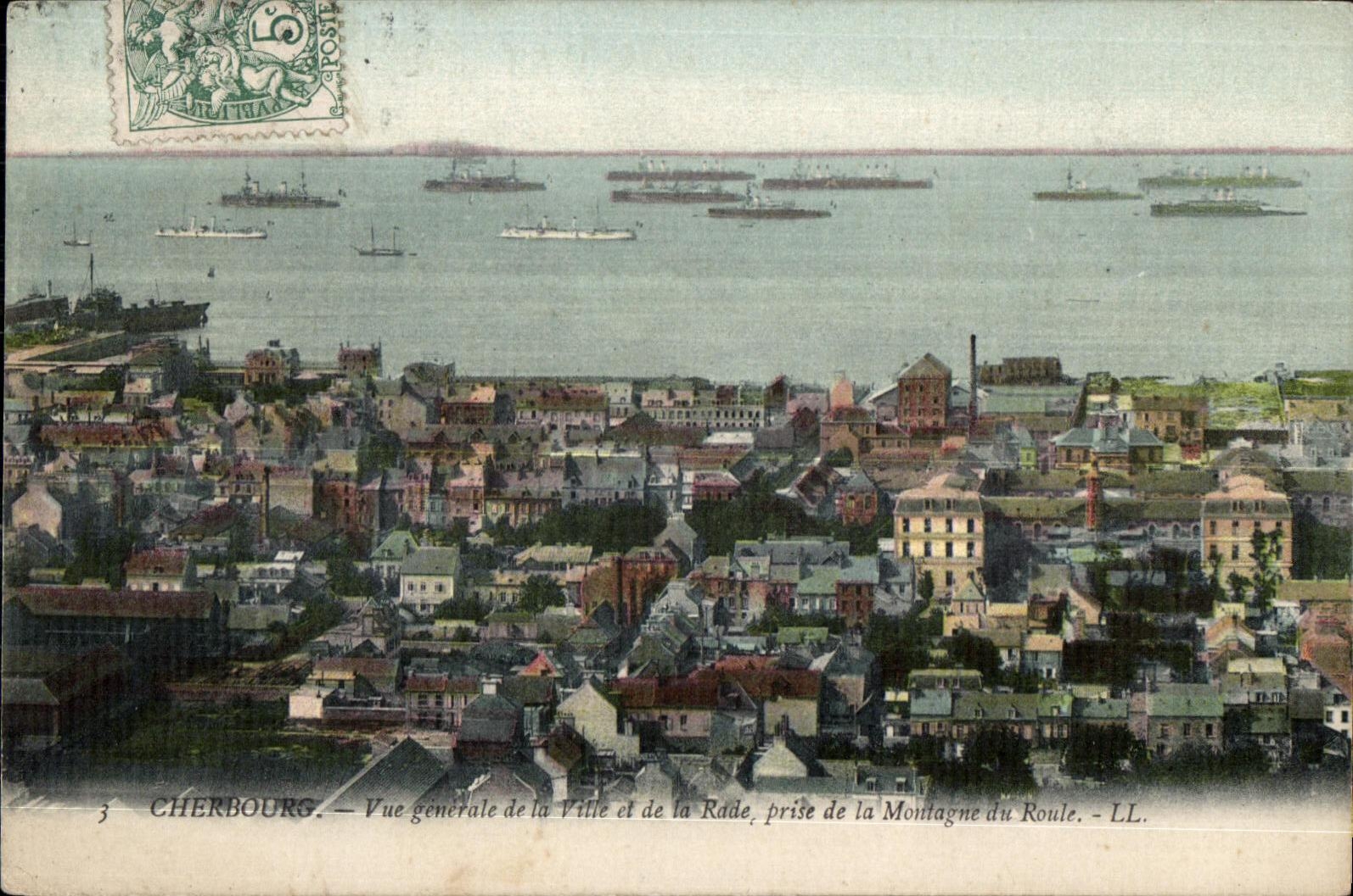 CPA Cherbourg Vue generale de la Ville et de la Rade prise de la Montagne du Roule