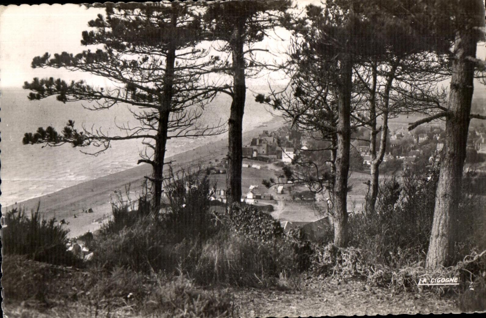 Carolles — Vue sur la plage — Édition La Cigogne