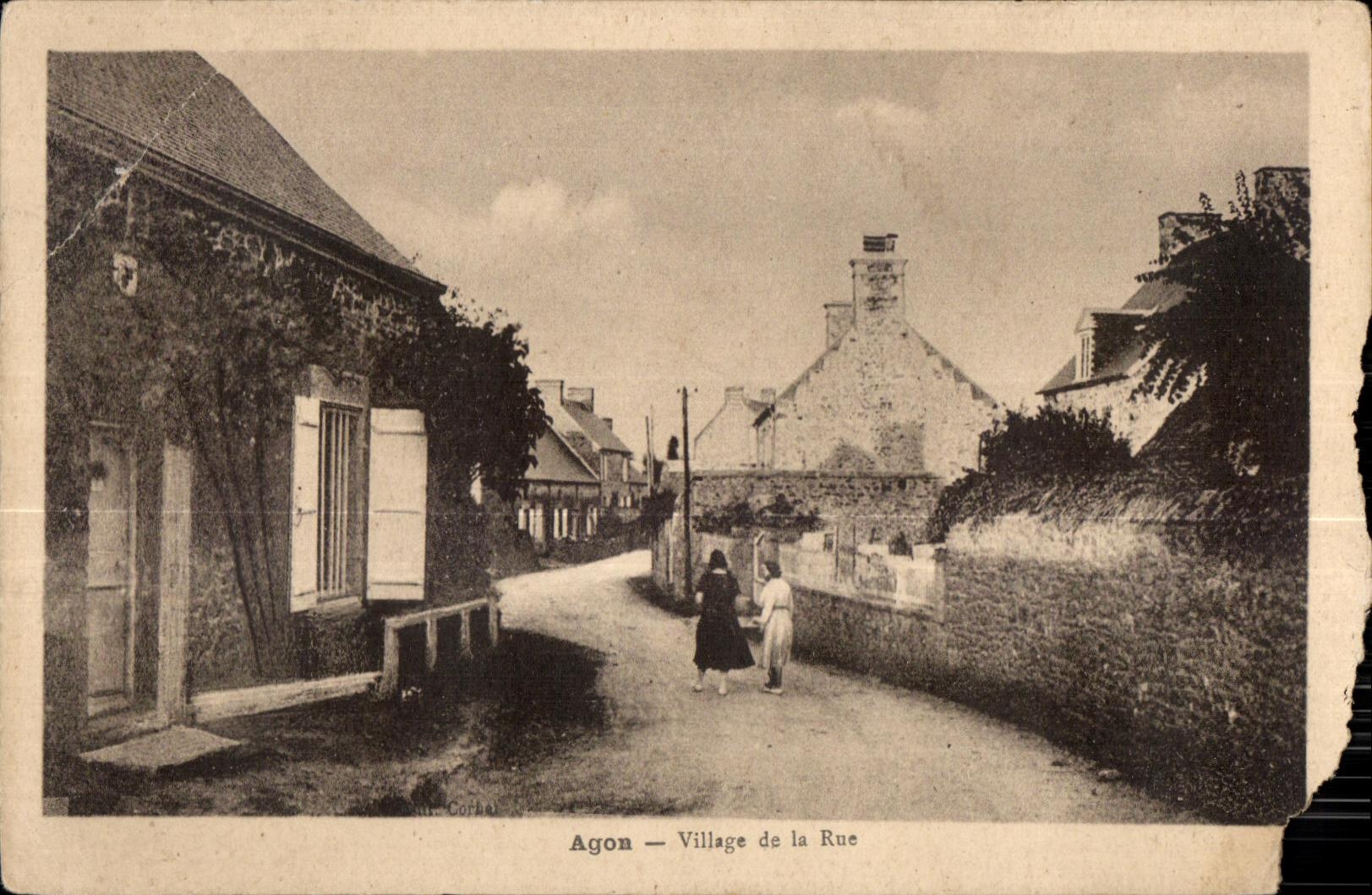 CPA Agon Village de la Rue
