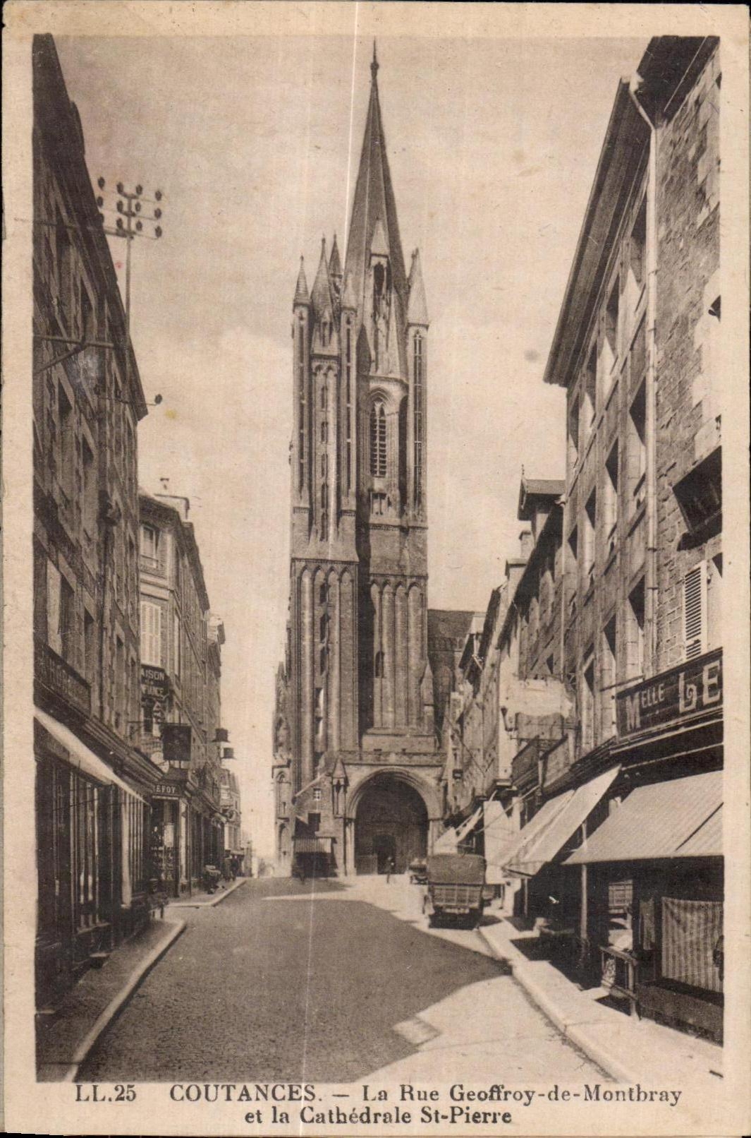 Antike Ansichtskarte Coutances Die Straße Geoffroy de Montbray und die Kathedrale St Pierre