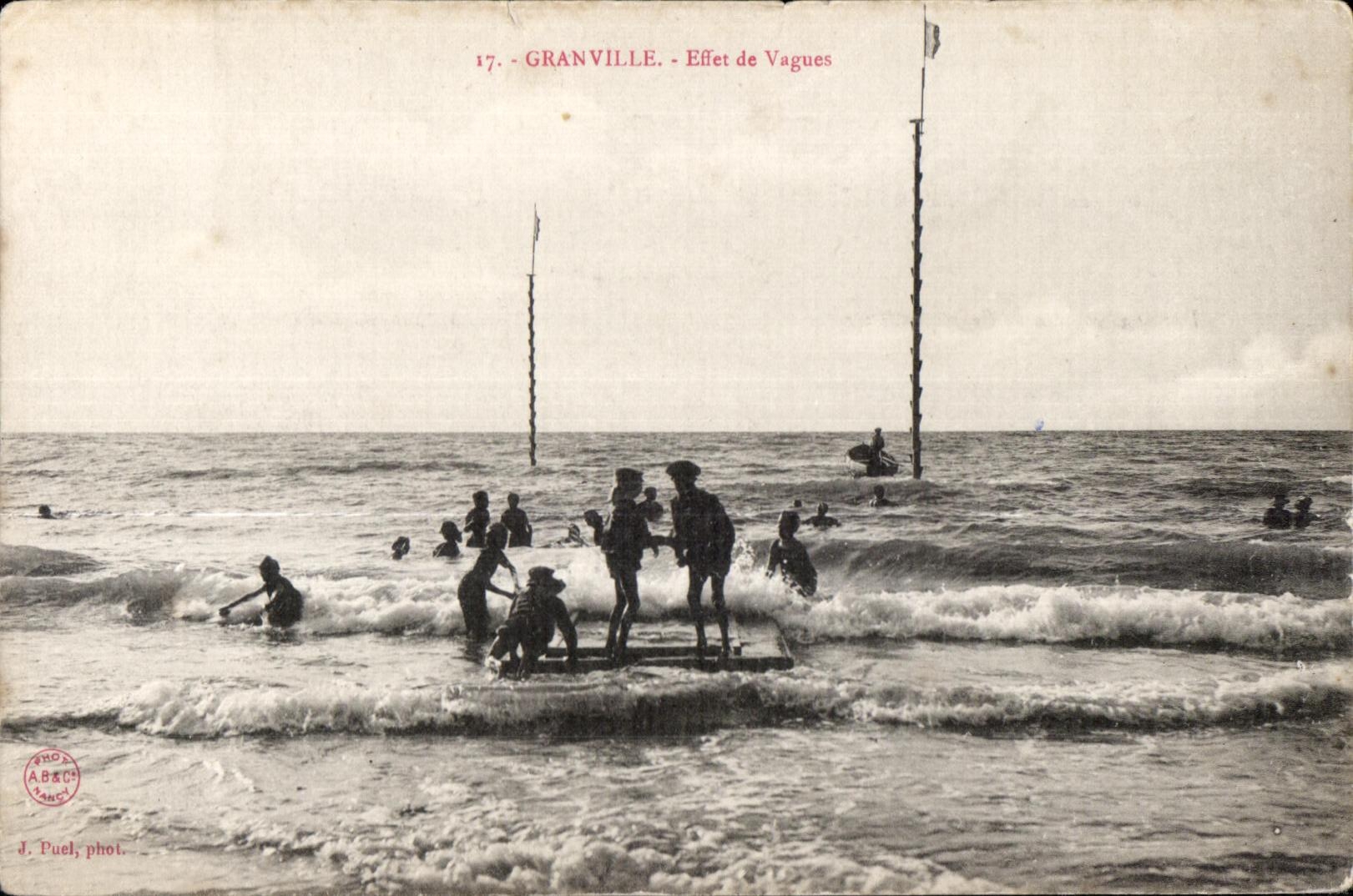 Granville - Effet de Vagues — J. Puel, phot. — série 17