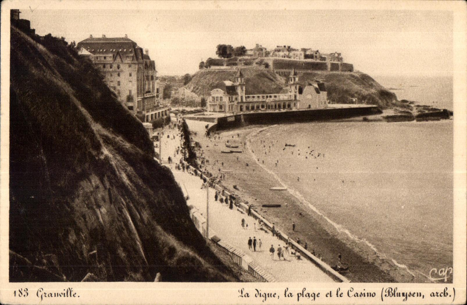 Granville — La digue, la plage et le Casino — Bluysen, arch.