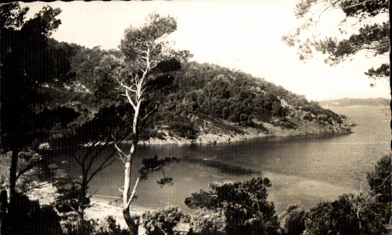 La Baie — Environ de La Capte — Les Éditions Nautique