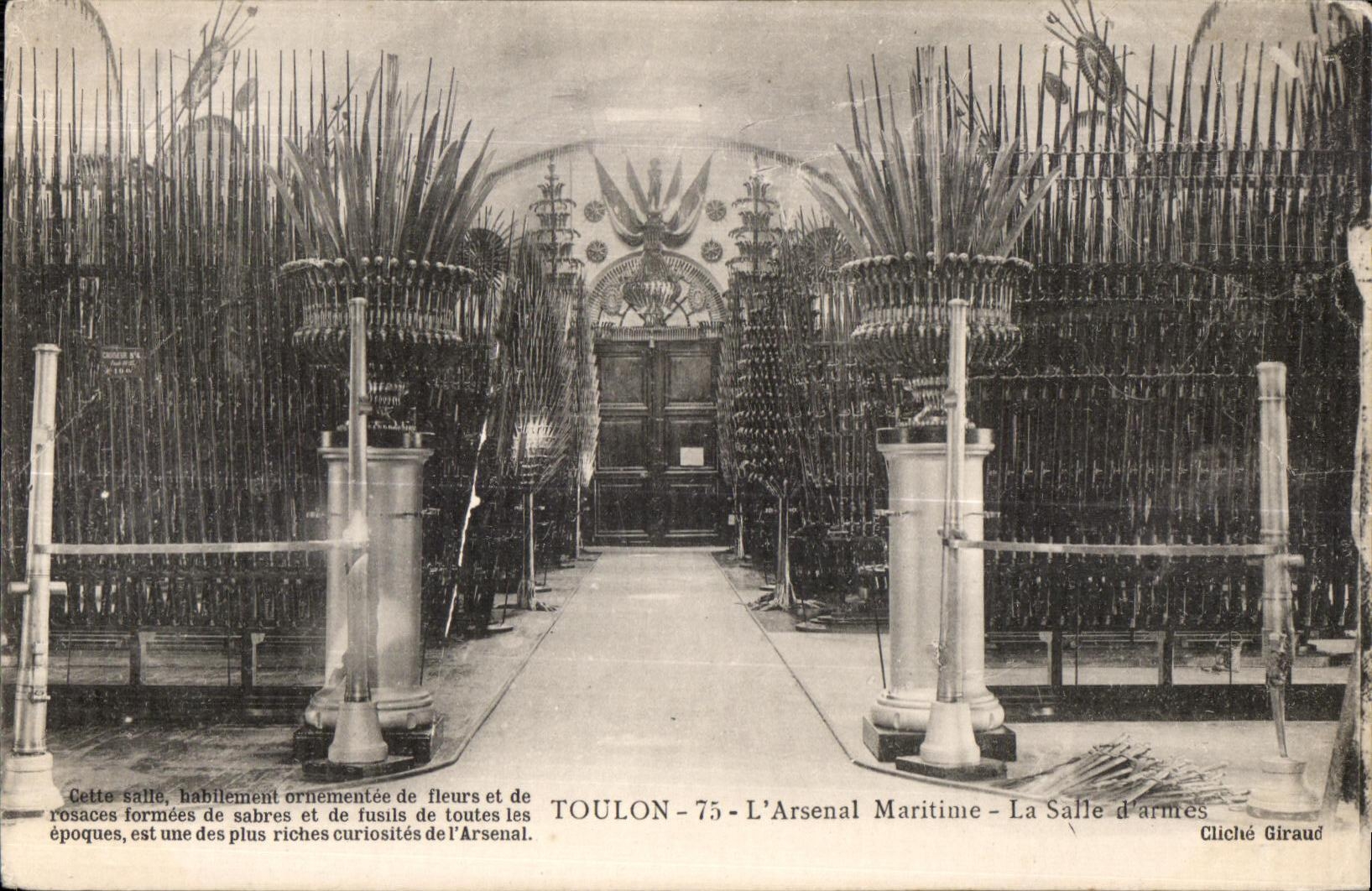 TOULON - 75 - L'Arsenal Maritime - La Salle d'armes — Cliché Giraud