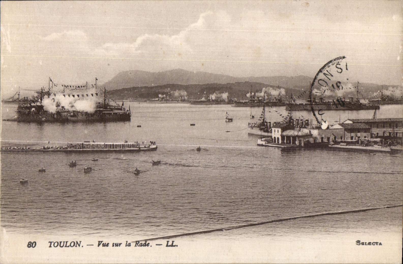 CPA Toulon Vue sur la Rade Bateaux 