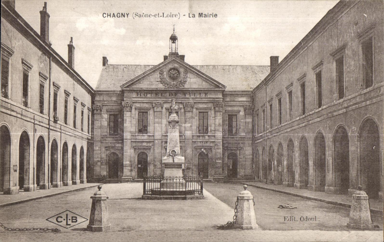 Chagny (Saône-et-Loire) - La Mairie