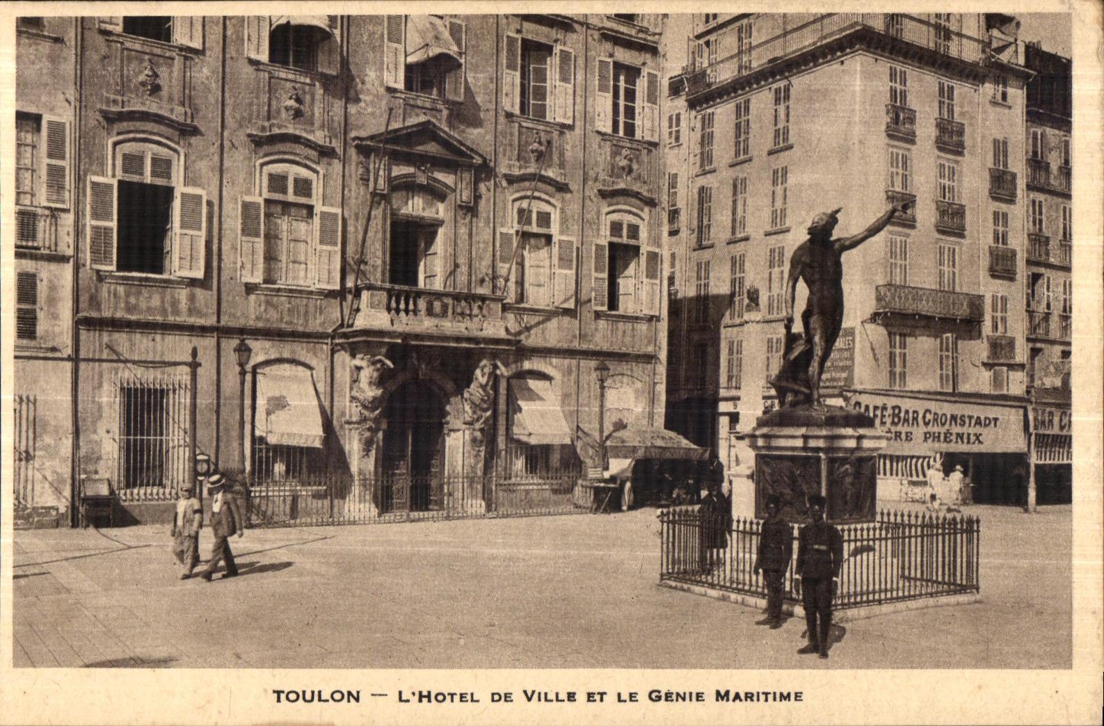 CPA Toulon L Hotel De Ville Et Le Genie Maritime