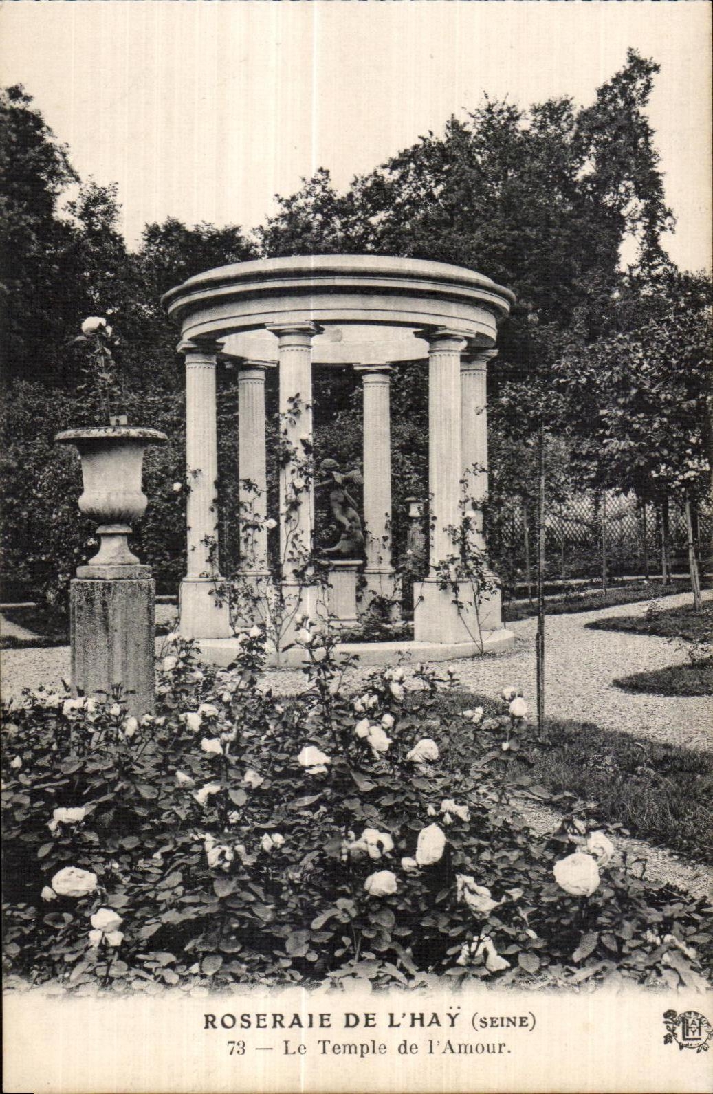 CPA Roseraie de l Hay (Seine) Le Temple de l Amour