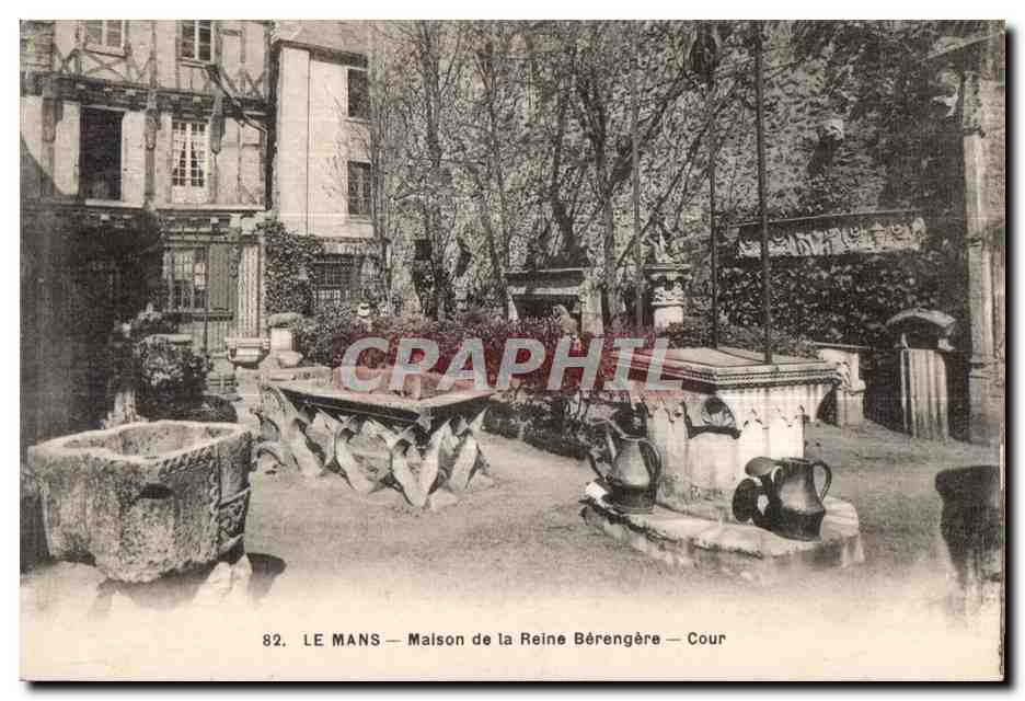 Le Mans — Maison de la Reine Bérengère — Cour