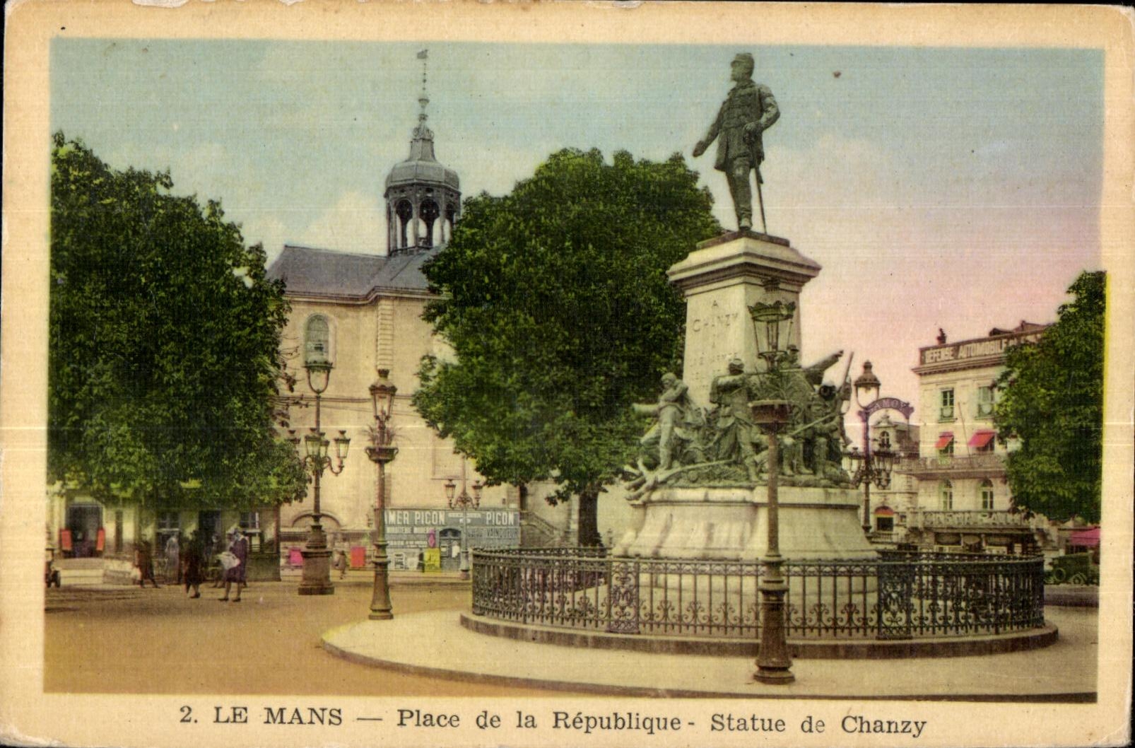 Le Mans — Place de la République — Statue de Chanzy