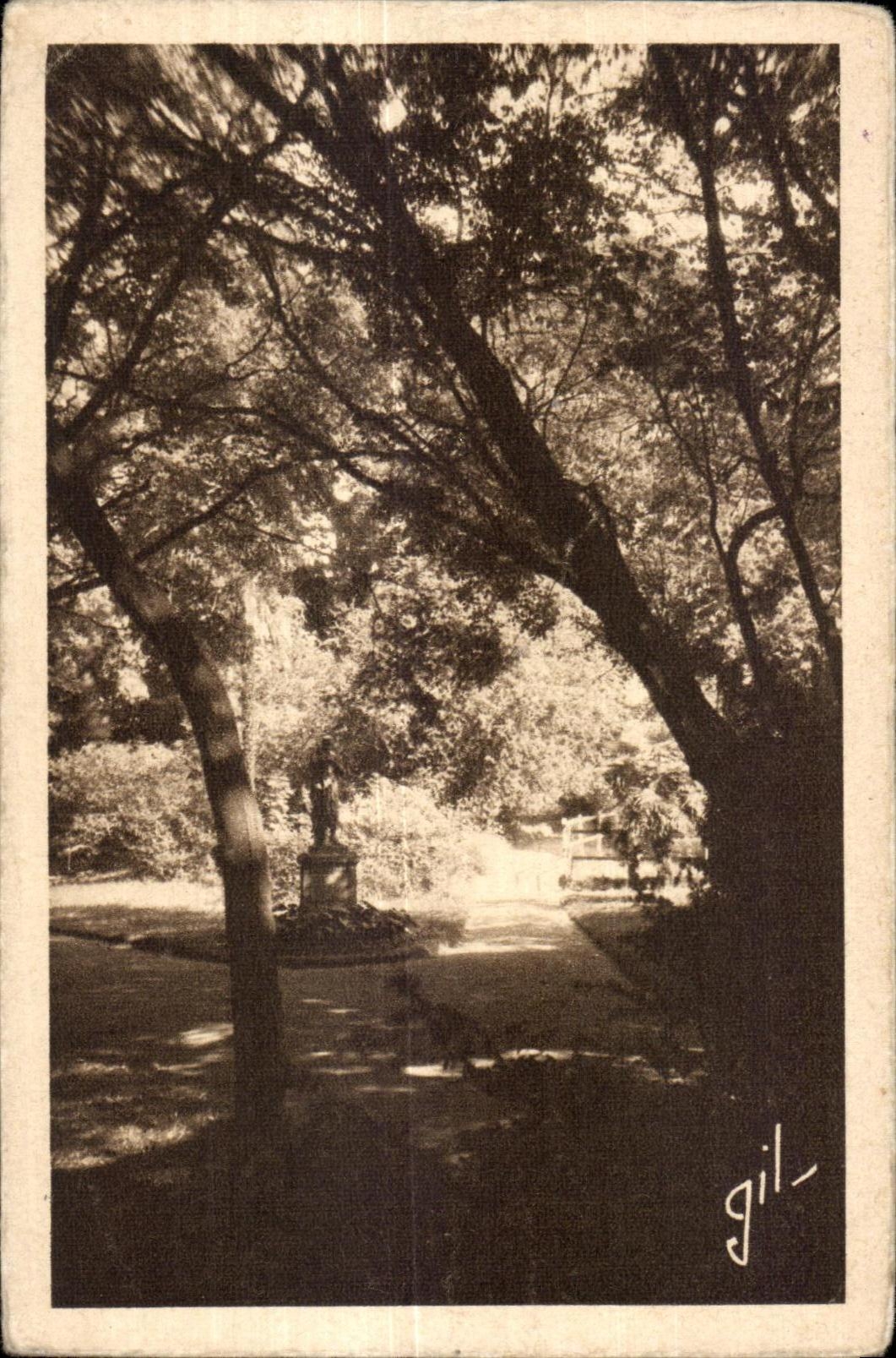 CPA Le Mans (Sarhte) Le Jardin des Plantes La fourche