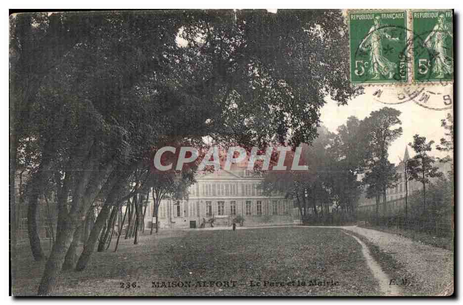 CPA Maison Alfort Le Parc et la Mairie