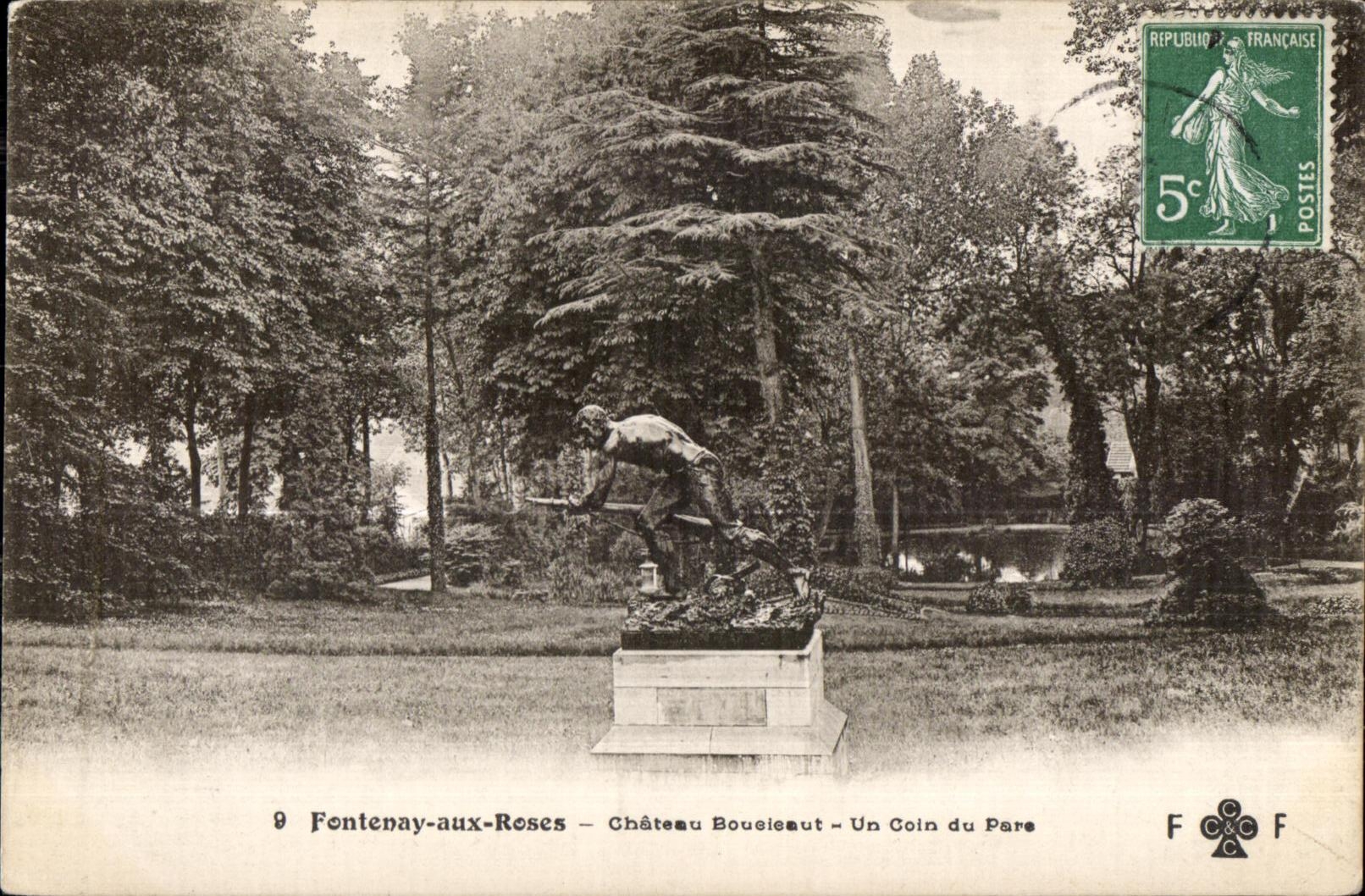 CPA Fontenay aux Roses Chateau Boucicaut Un Coin du Parc