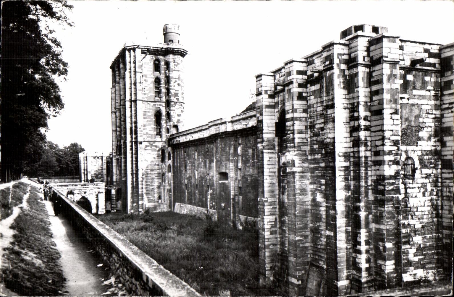 Vincennes — Le Château. Les Remparts et la Face Nord — Éditions du Cilibe, Paris