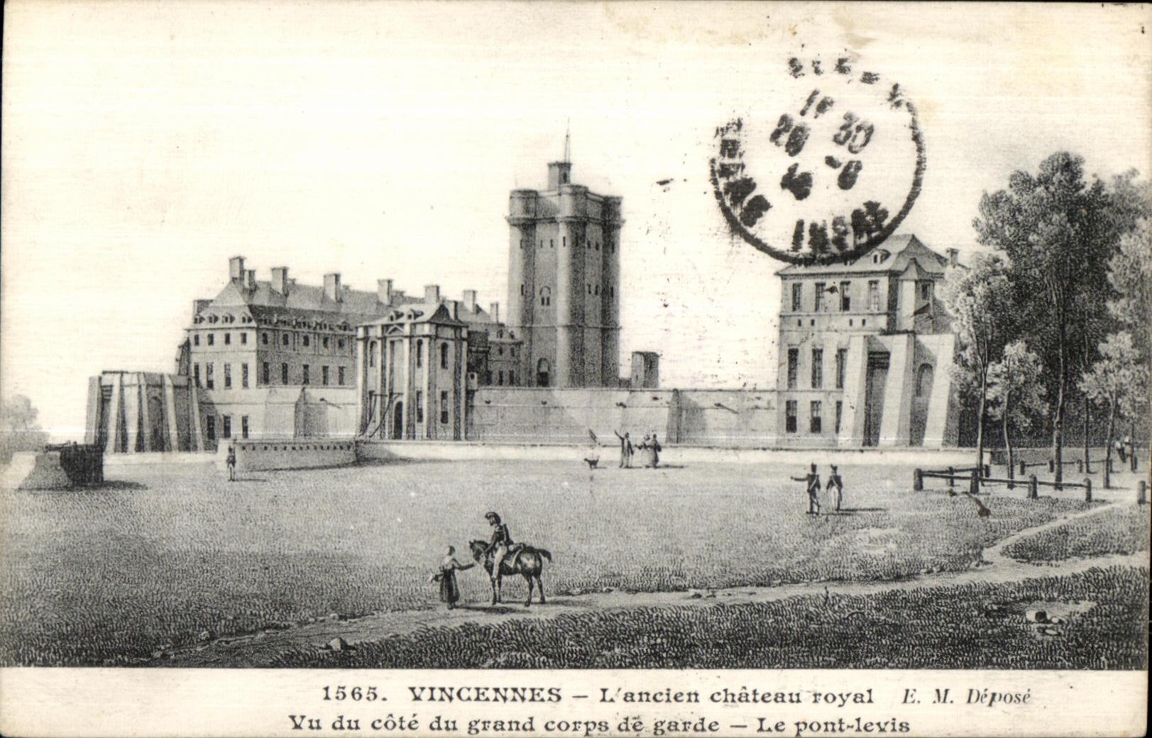 CPA Vincennes L ancien Chateau royal Vu du cote grand corps de garde Le pont levis