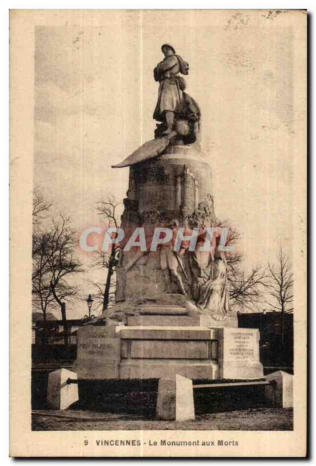 CPA Vincennes Le Monument aux Morts Militaria 