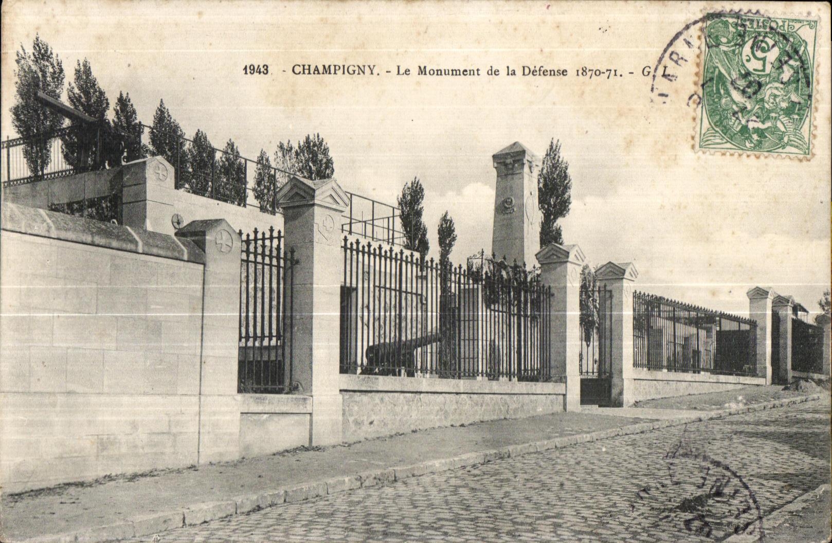 CPA Champigny Le Monument de la Defense 1870 1871 Militaria 