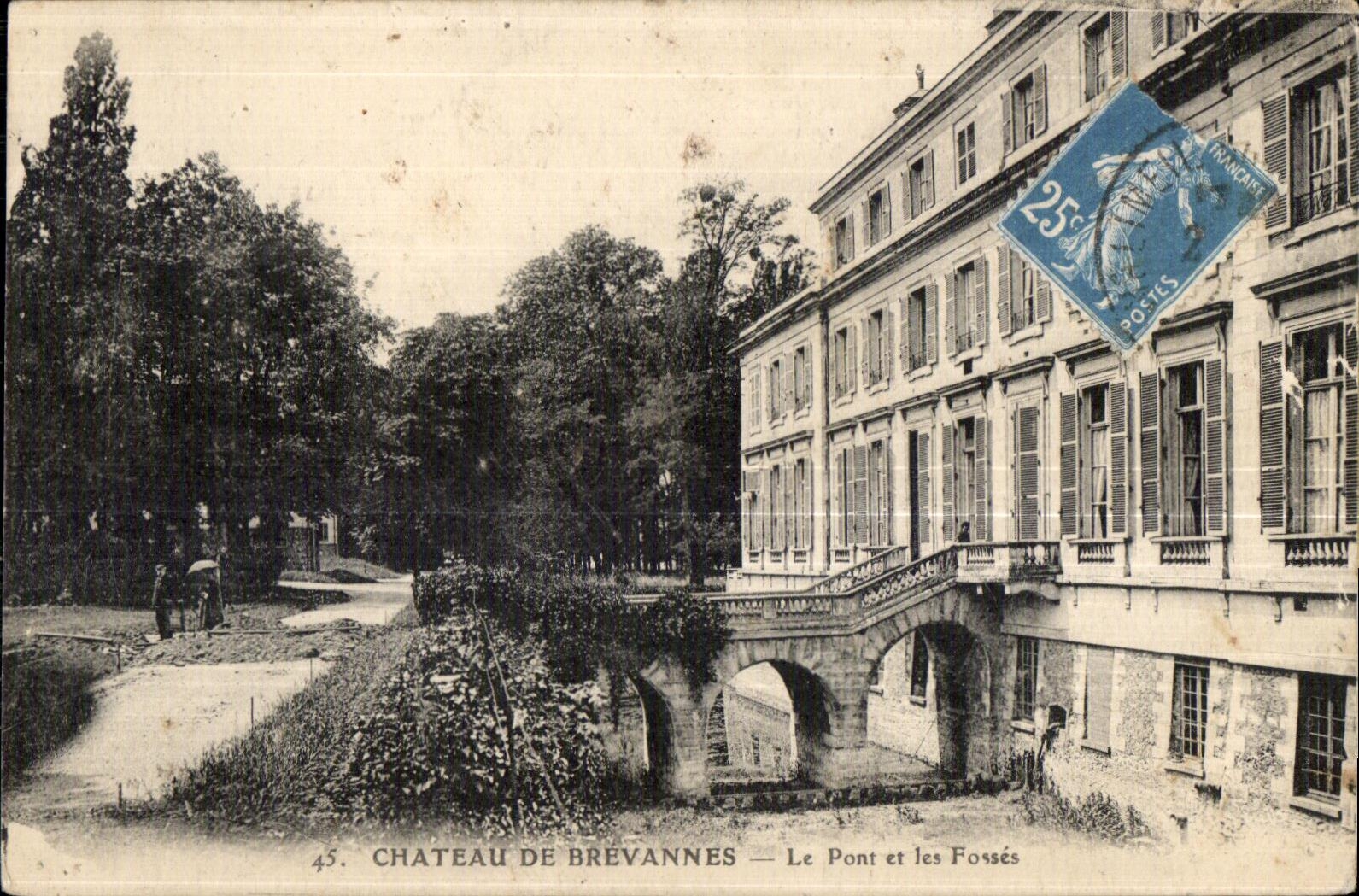 CPA Chateau De Brevannes Le Pont et les Fosses
