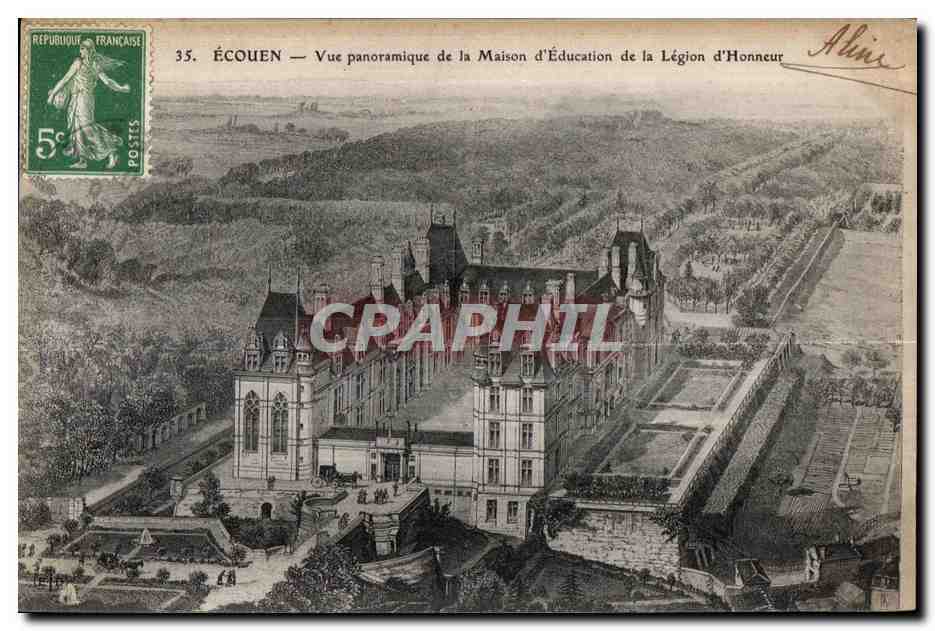 CPA EcouenVue panoramiquede la Maison d Education de la Legion d Honneur 