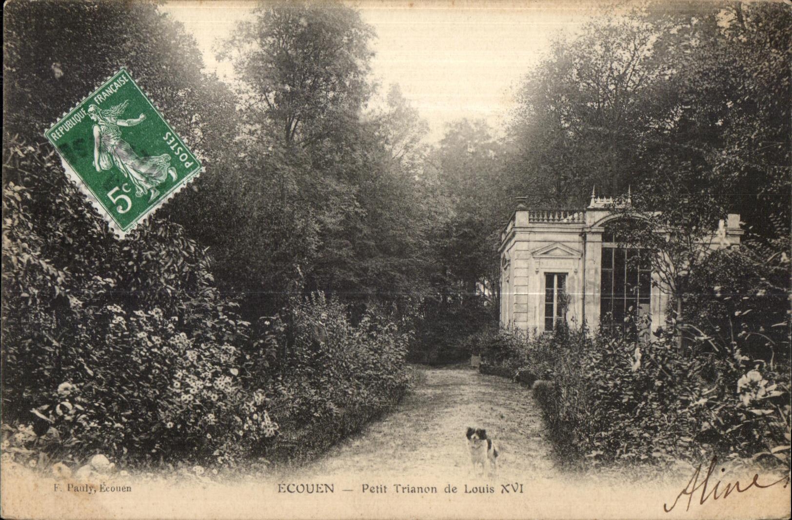 CPA Ecouen Petit Trianon de Louis XVI