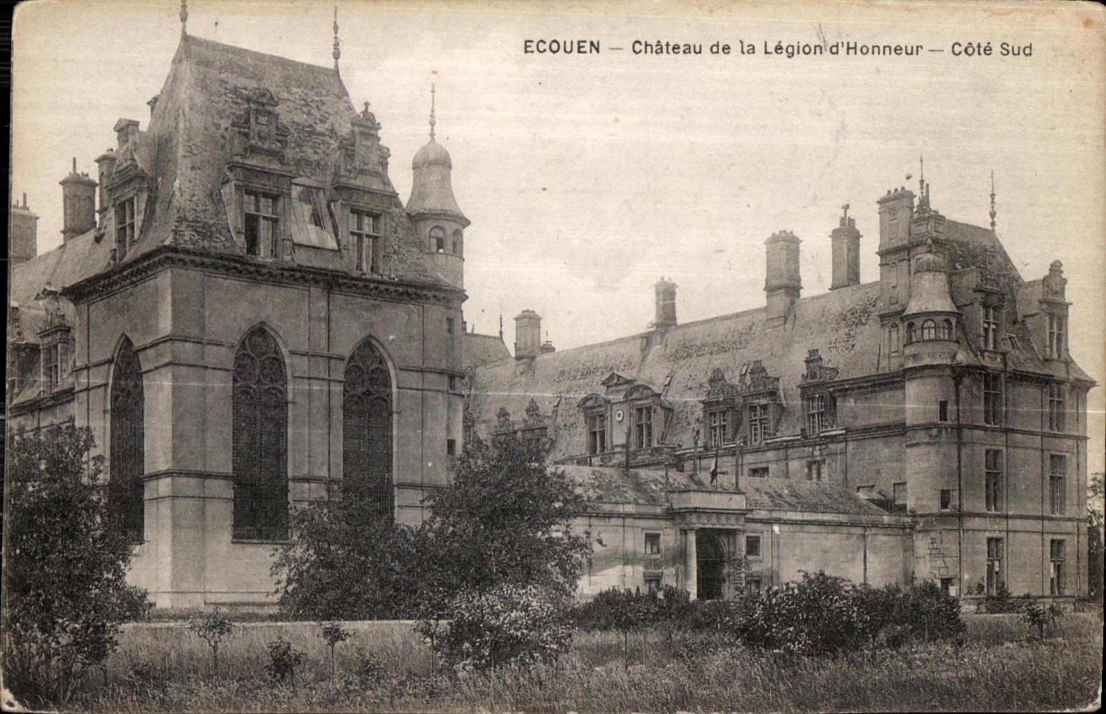 CPA Ecouen Chateau de la Legion d Honneur Cote Sud