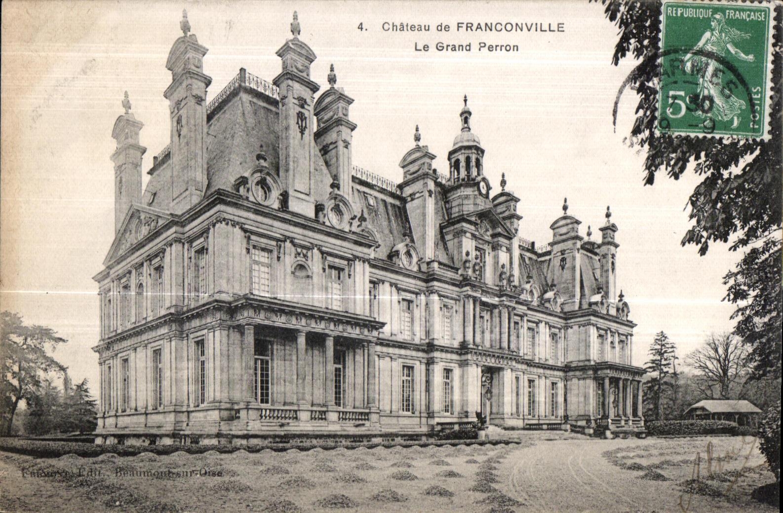 CPA Chateau de franville le grand perron