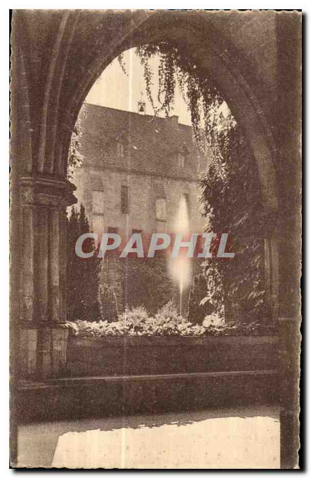 Abbaye de Royaumont — Le Cloître — G. Barrand, phot. - Amiens-sur-Oise (S.-et-O.)