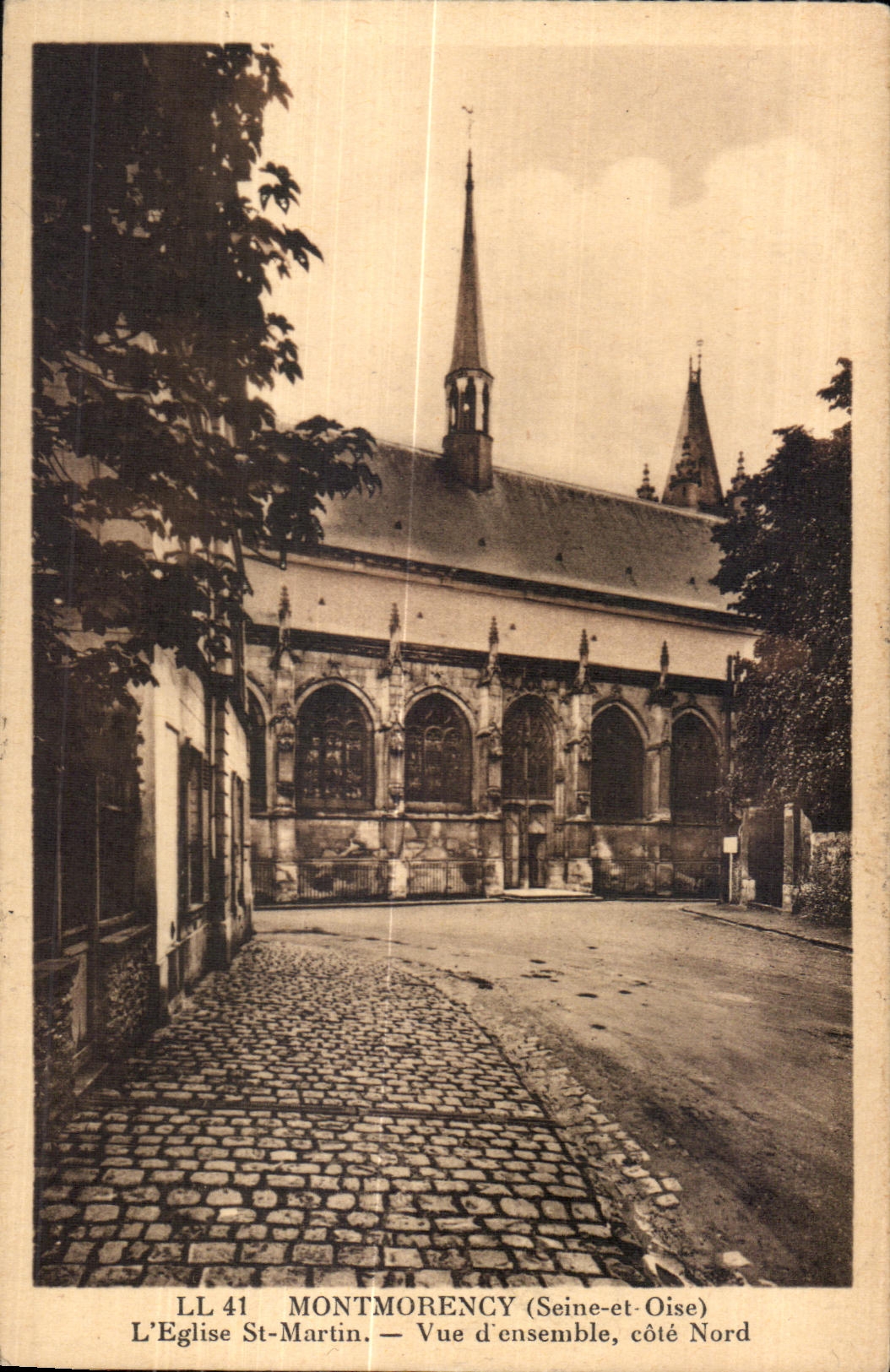L'Église Saint-Martin — Vue d'ensemble, côté Nord — Montmorency (Seine-et-Oise)