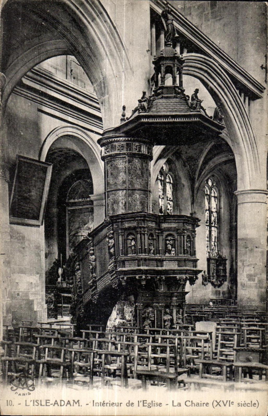 CPA L isle adam interieur de I eglise la chaire (XVI siecle)