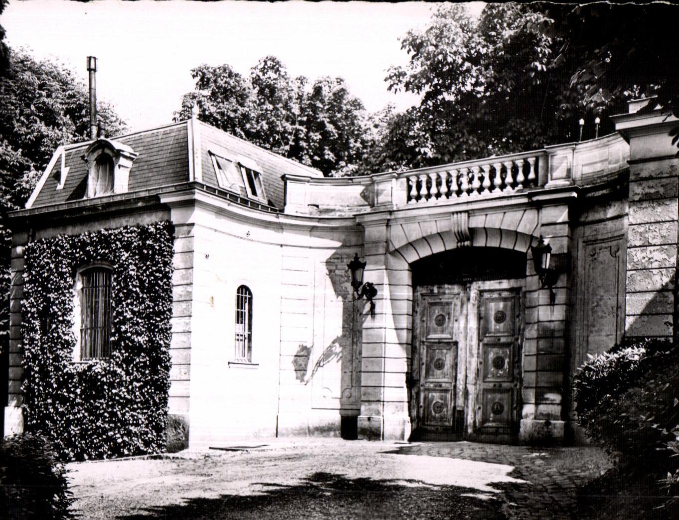 CPA Ville D avray le grand monastere