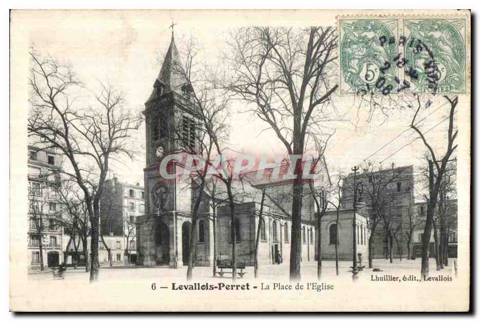 CPA Levallois Perret La Place de l Eglise