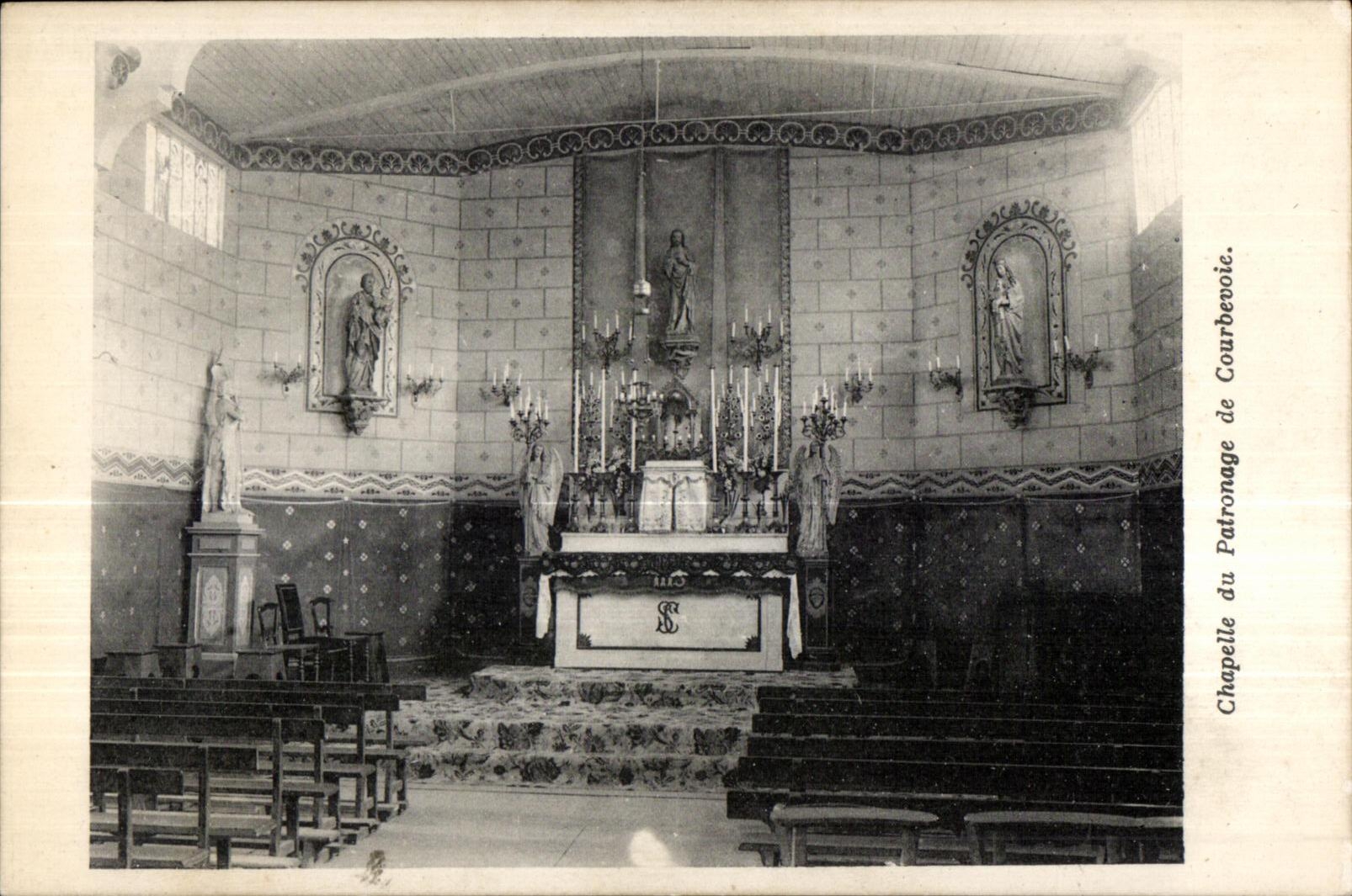 CPA Chapelle du Patronage de Courbevoie