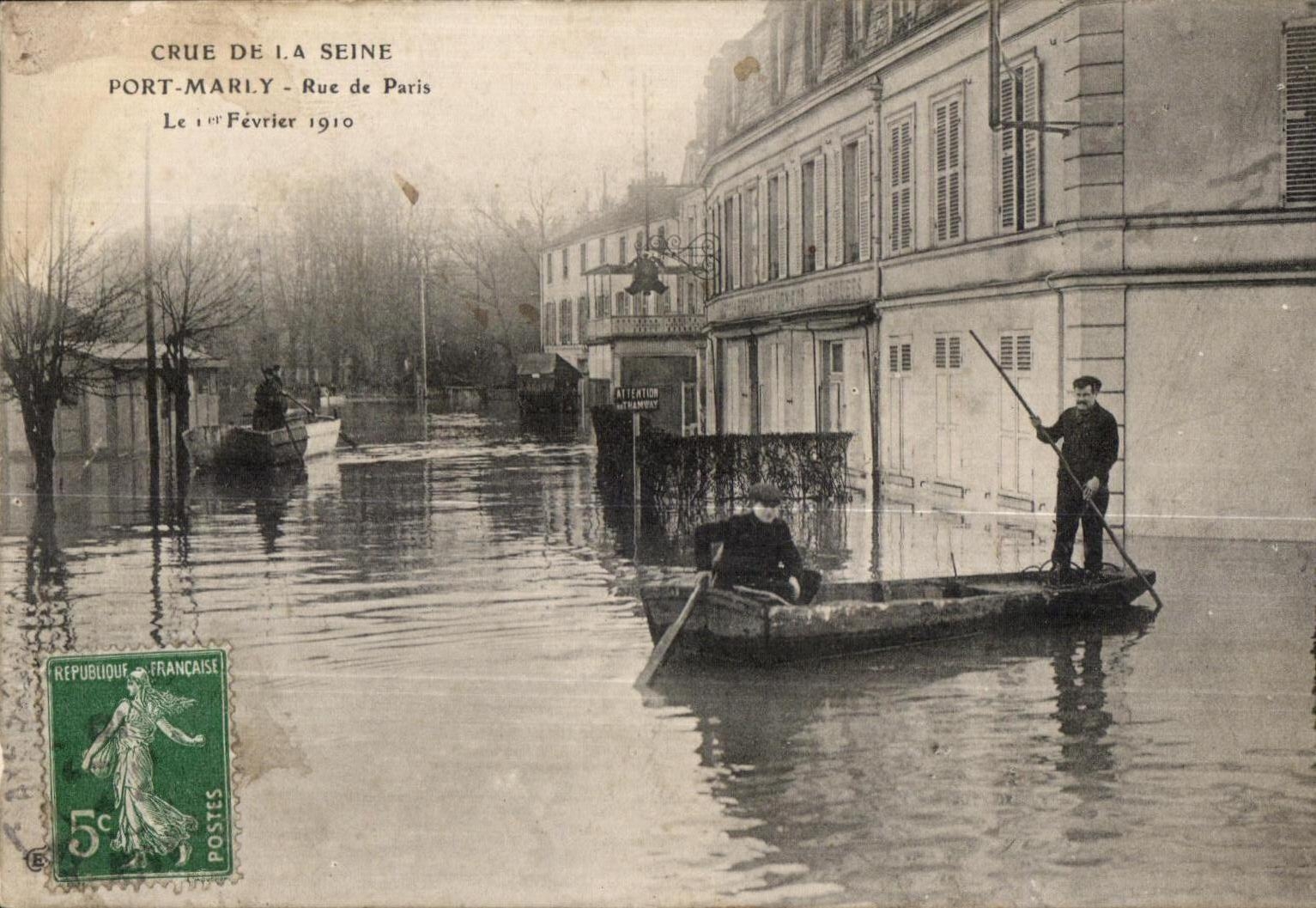 Crue de la Seine — Port-Marly, Rue de Paris — Le 1er Février 1910