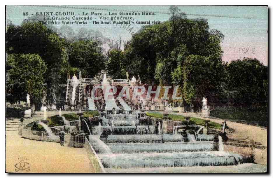 CPA Saint Cloud Le Parc Les Grandes Eaux La grande Cascade Vue generale
