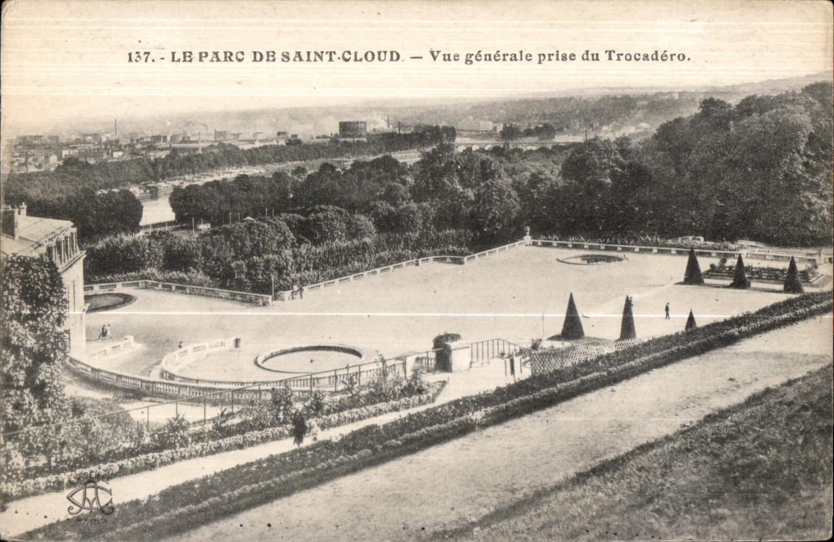 CPA Le Parc De Saint Cloud Vue generale prise du Trocadero
