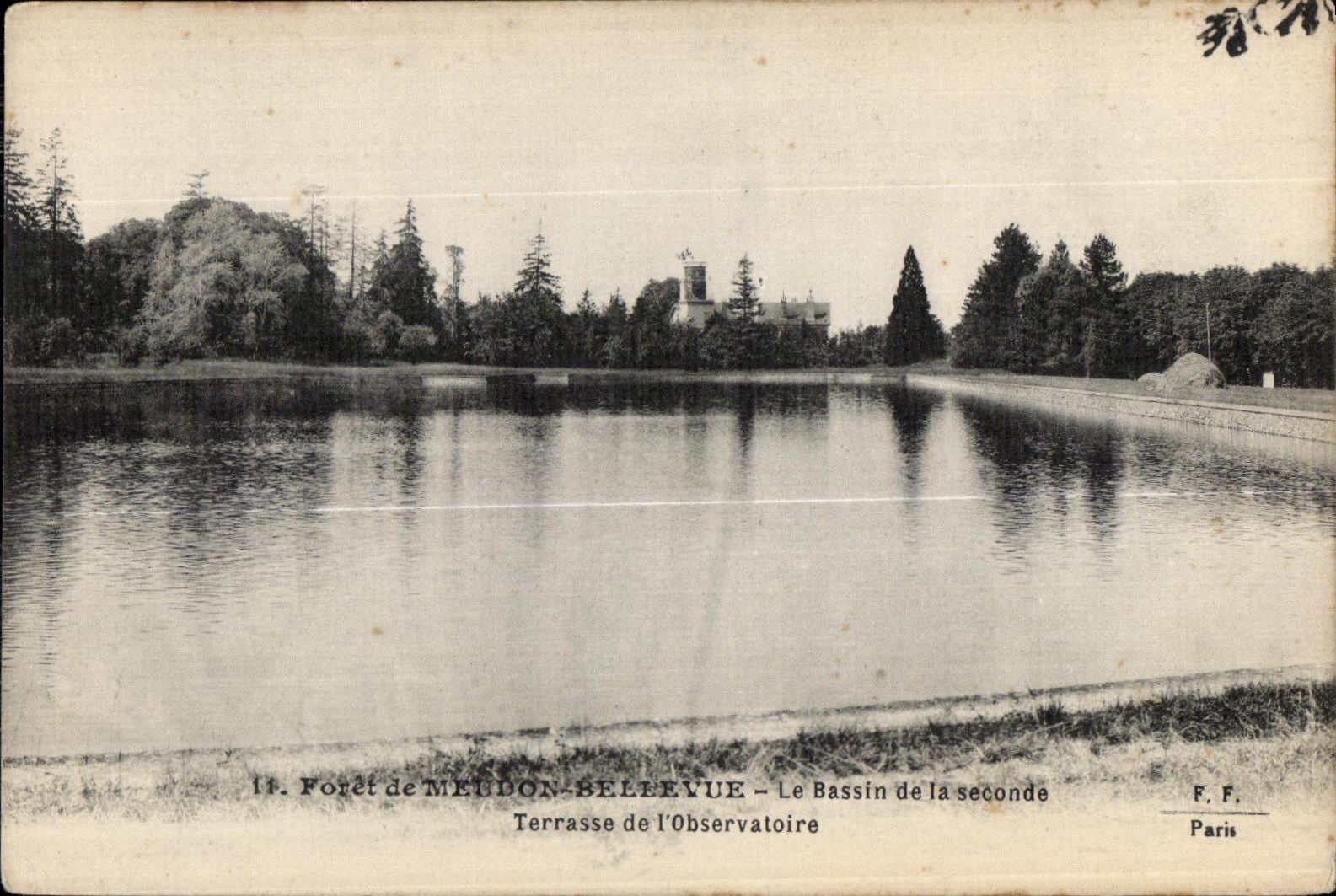CPA Foret De Meudon Bellevue Le Bassin de la seconde Terrasse de l observatoire