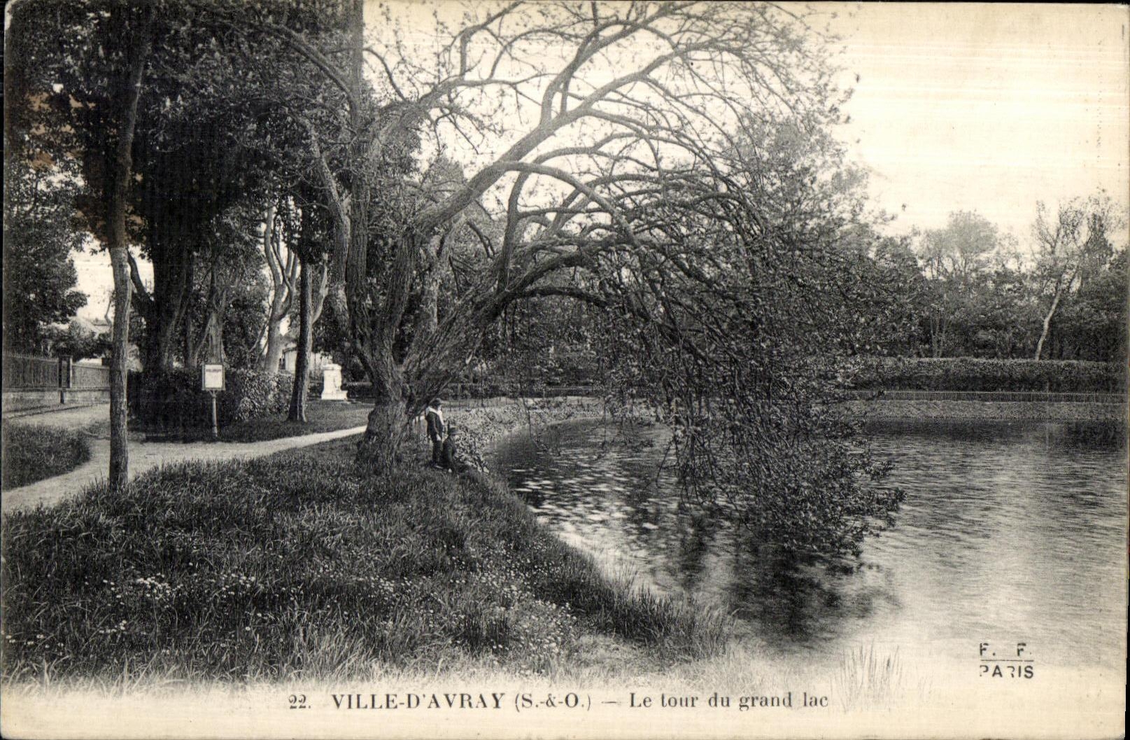 CPA Ville D Avray Le Tour du Grand Lac