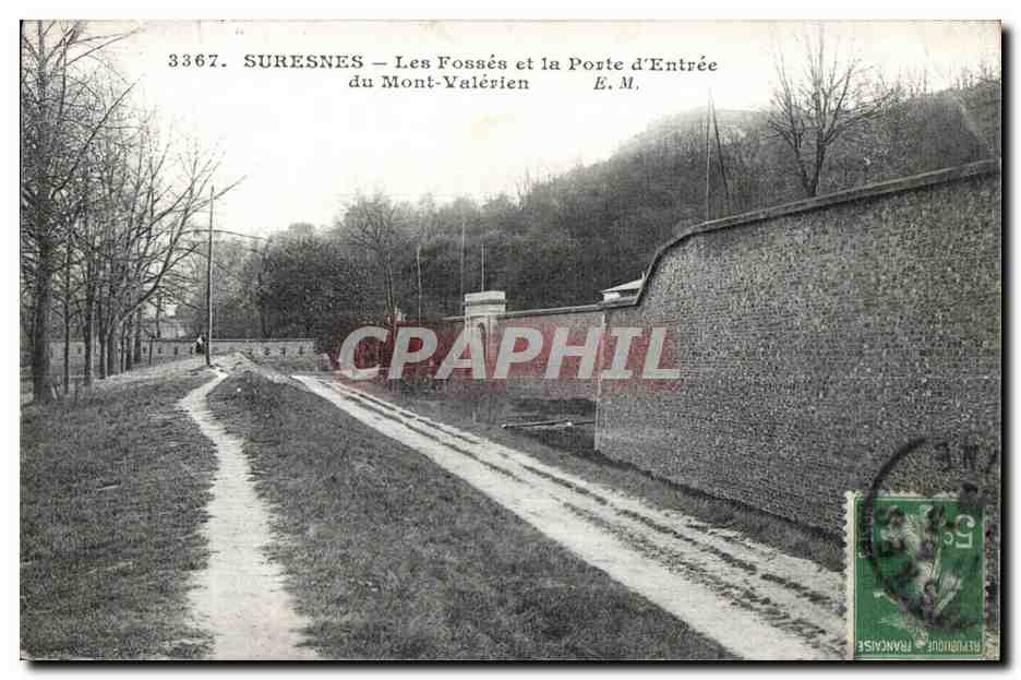 CPA Suresnes Les Fosses et la Poste d Entree