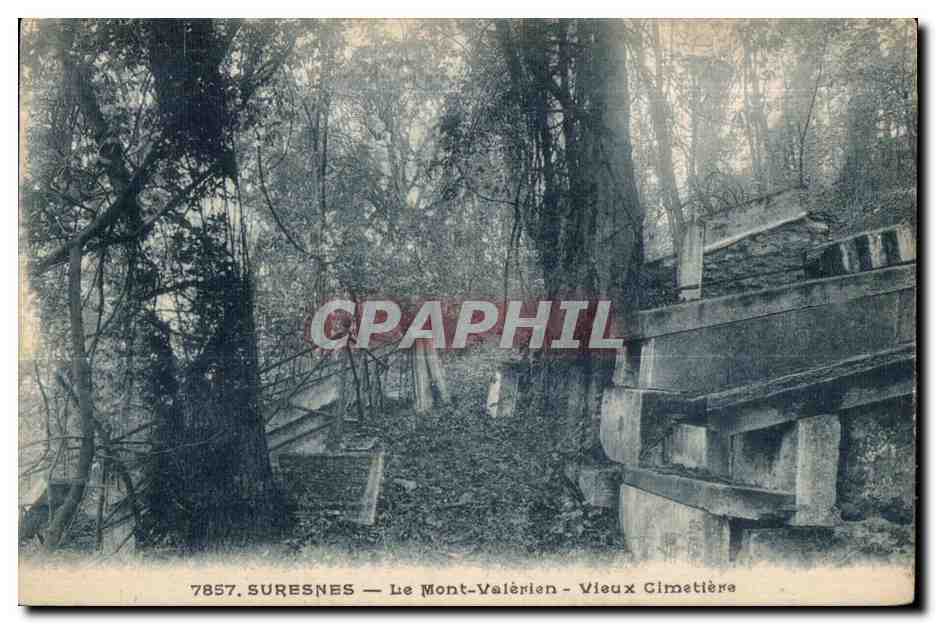 CPA Suresnes Le Mont Valerien Vieux Cimetiere