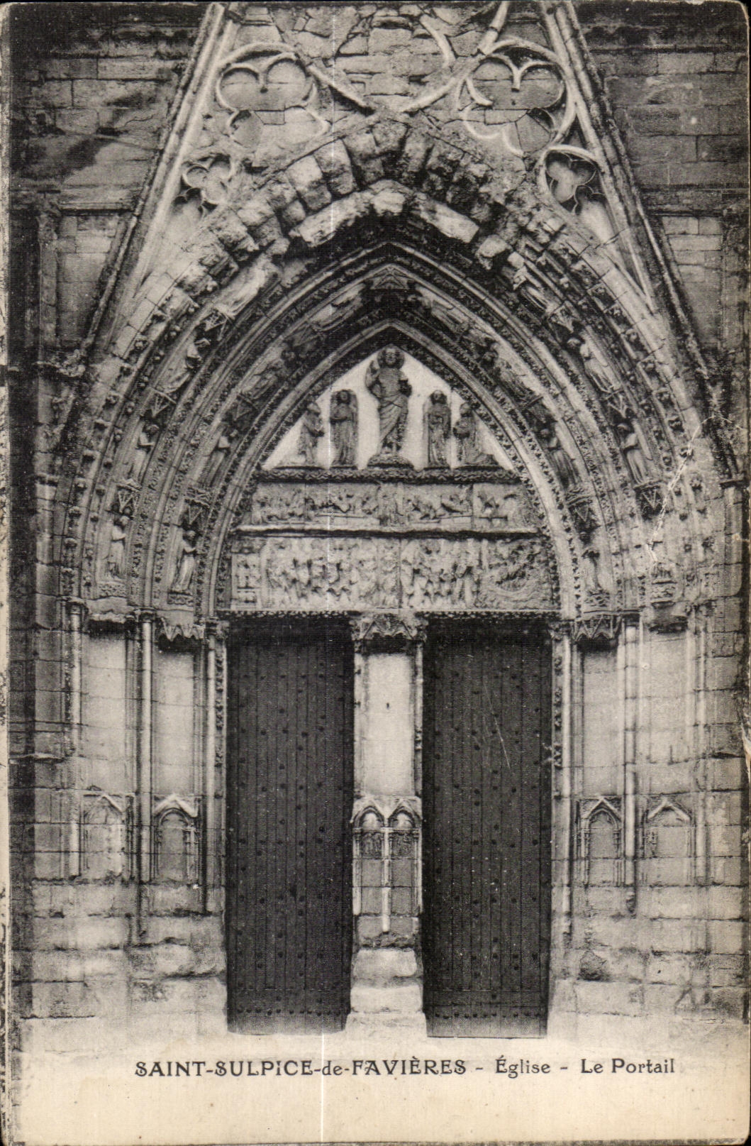 CPA Saint Sulpice de Favieres Eglise Le Portail