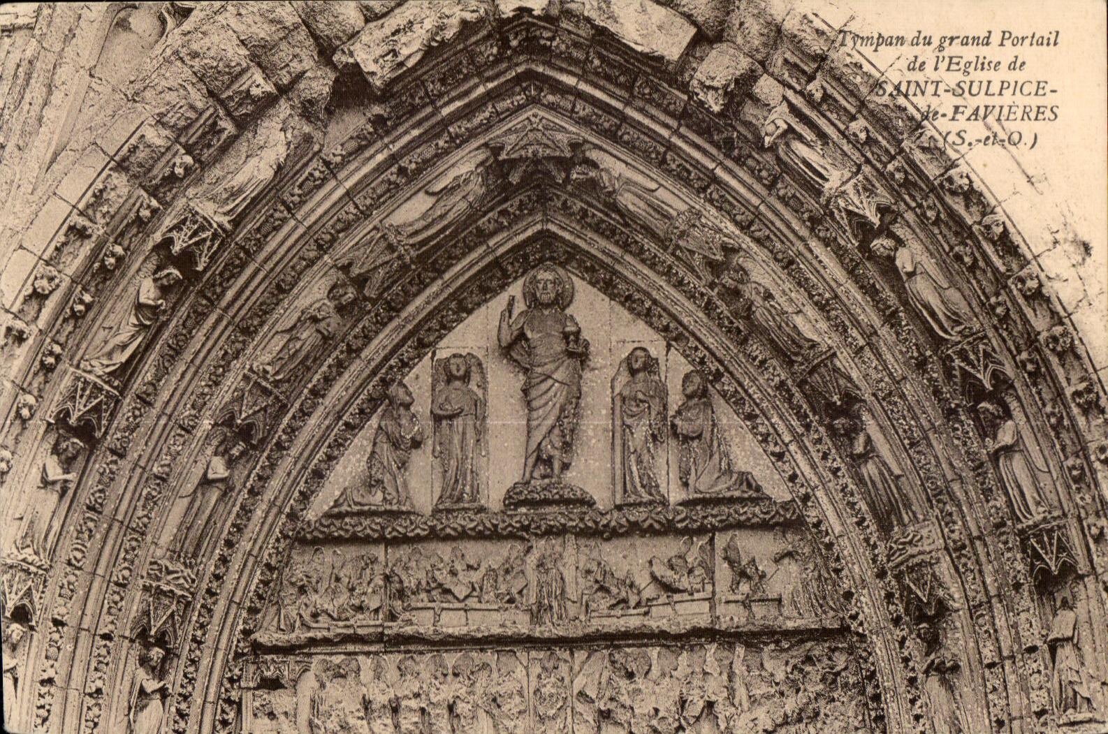 CPA Tympan du grand Portail de l Eglise de Saint Sulpice de Favieres (S et O)