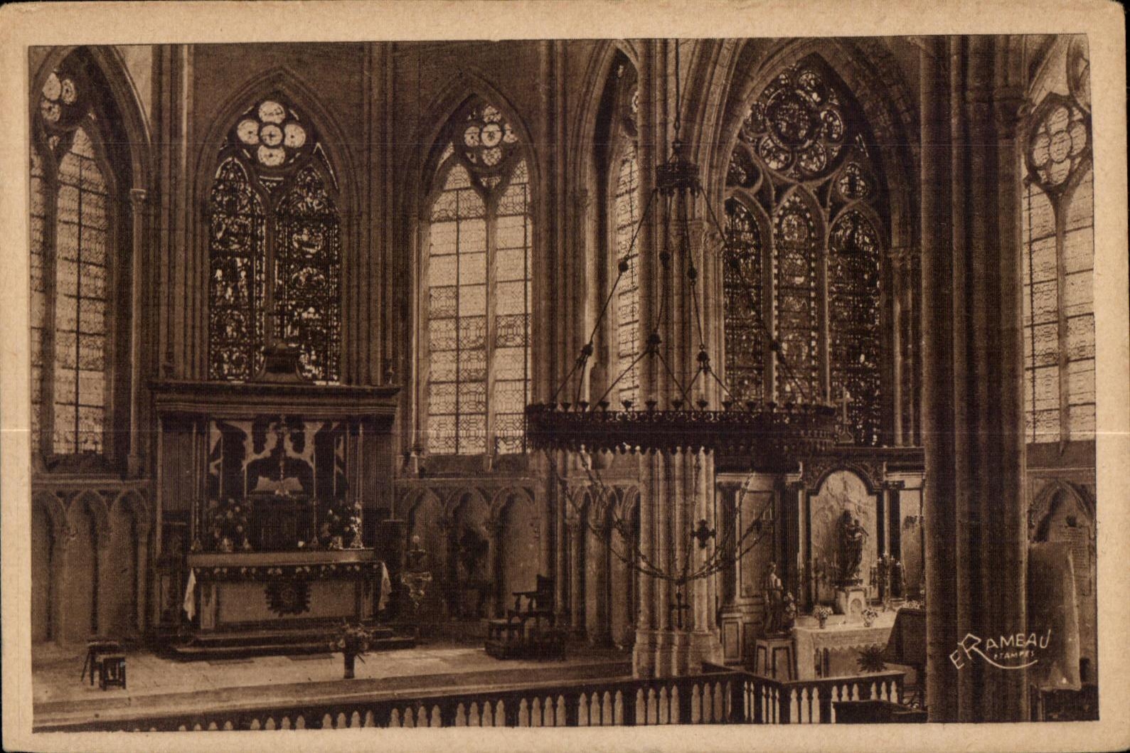 CPA Eglise de St Sulpice de Favieres (S et O) Le Choeur