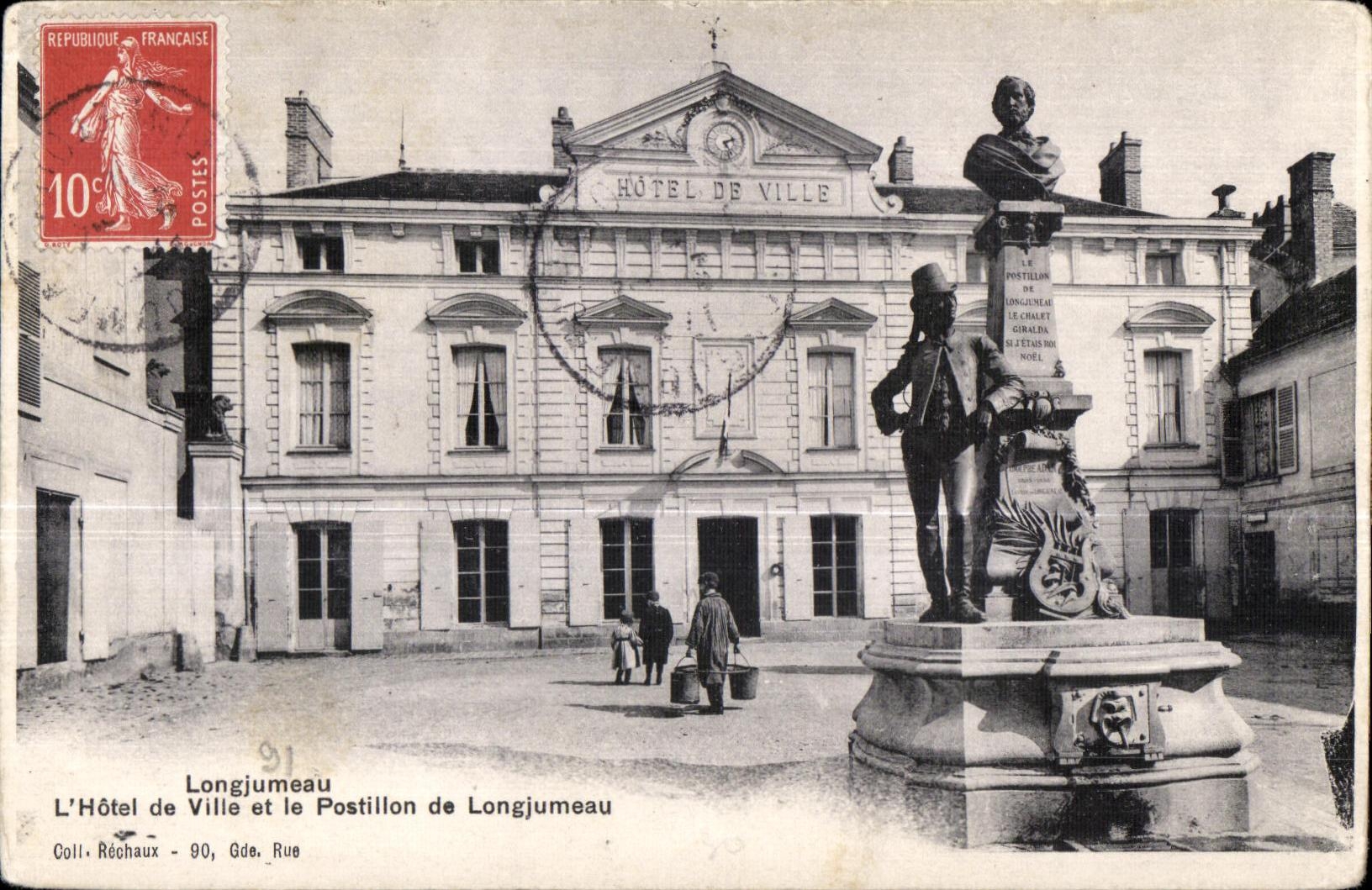 Longjumeau - Le Postillon de Longjumeau - L Hotel de Ville - CPA 