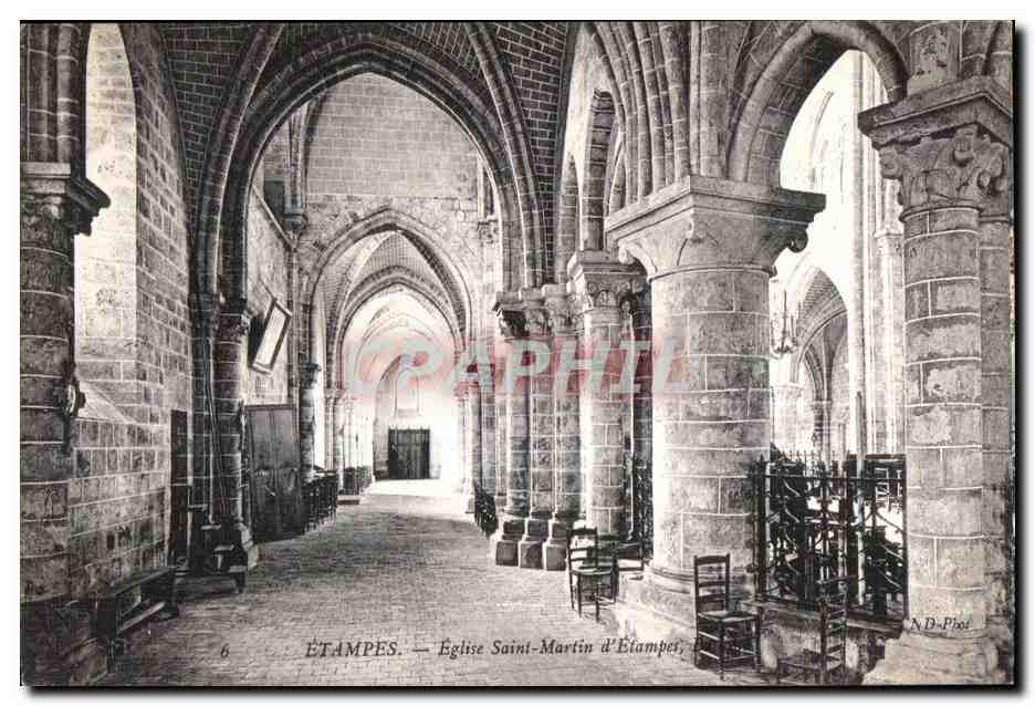 CPA Etampes Eglise saint Martin d Etampes 
