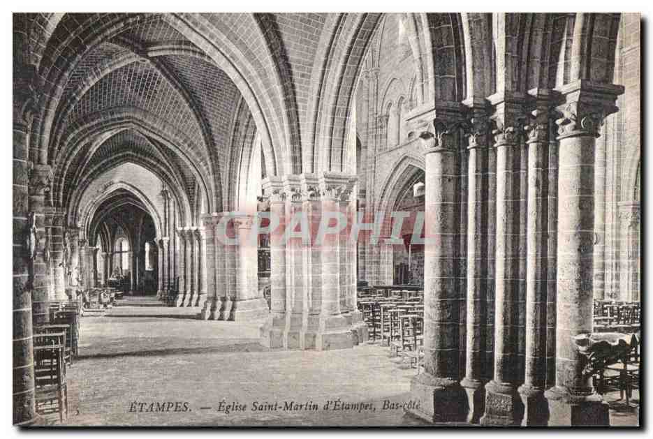CPA Etampes Eglise saint Martin d Etampes bas cole