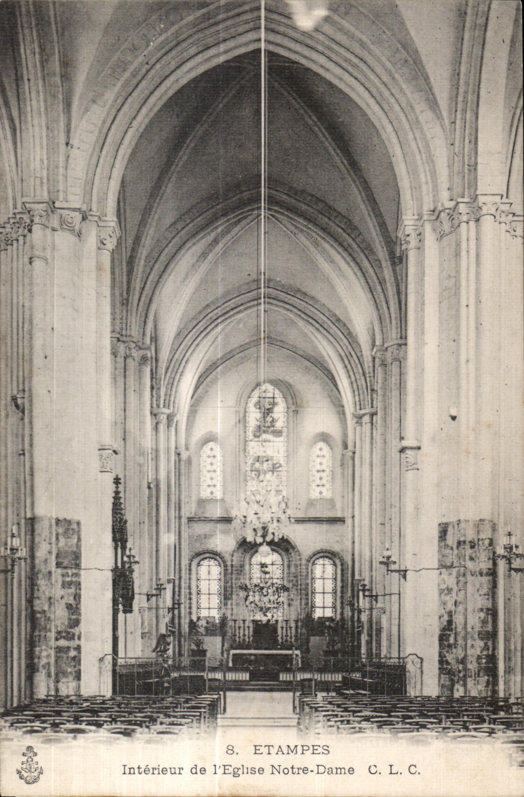 CPA Etampes Interieur de l Eglise Notre Dame